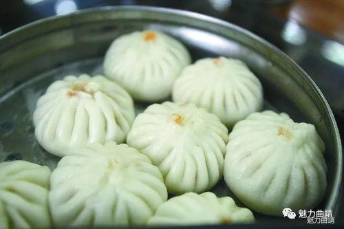 阿瓜包子怎么吃视频教程,轻松学会美味包子的制作方法